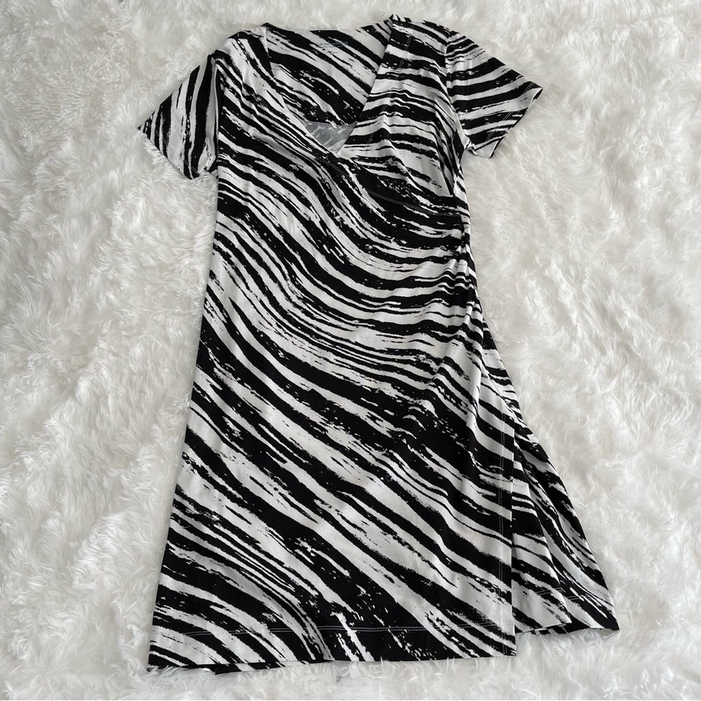 Soft Surroundings faux wrap dress size large black and white